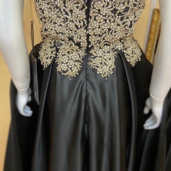 Hand beaded strapless black gown - Picture 8 of 10